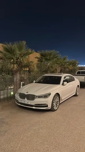 كامل المواصفات BMW Li730  للبيع