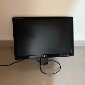 شاشة كمبيوتر
