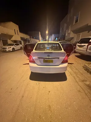 Used Nissan Tiida in Dhofar