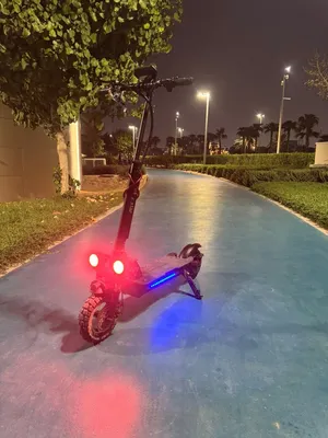 E scooter for sell سكوتر الوحش للبيع