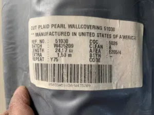ورق جدران Cut Plaid 51030 الفينيل على شكل جلد صناعي صناعة أمريكية