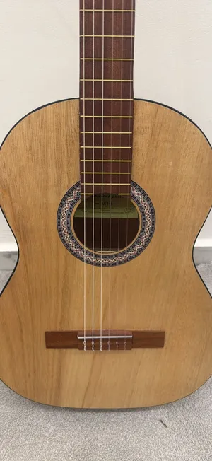 Classic guitar karout - كلاسيك غيتار نوع قاروط