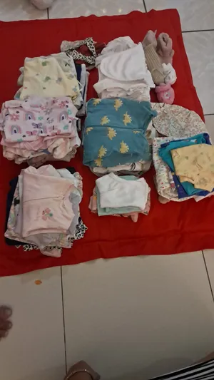 girls baby clothes 0-3months Rompers ,, cap,onies ,baby vest ,,socks all 10 bd 50 +clothes