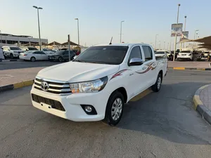 Used Toyota Hilux in Sharjah