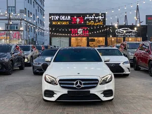 مرسيدس E300 2019 بحادث بسيط جداً لا يذكر