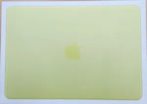 للبيع MacBook Neo/13 inch/256GB ssd/8ram/ لون أصفر سيتروس جديد مع الكرتون