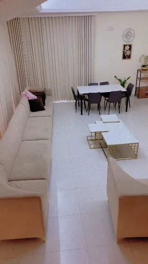 للبيع اثاث