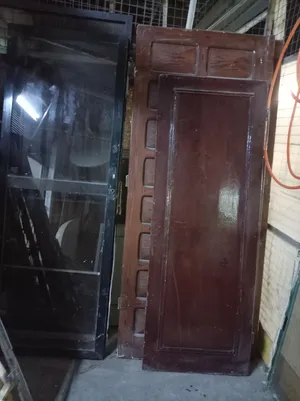 ابواب شبابيك برونزي وبحال الوكاله بسعر مغري جدا موقع اربد المزار جحفيه