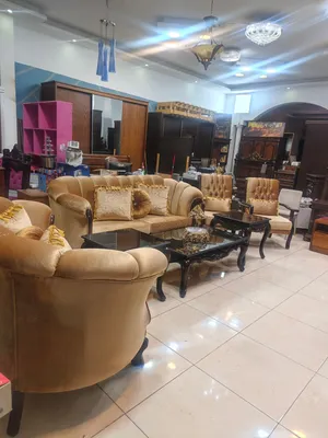 طقم كنب 7مقاعد  تفصيل وليس تجاري خشب زان وسويد  بالكامل