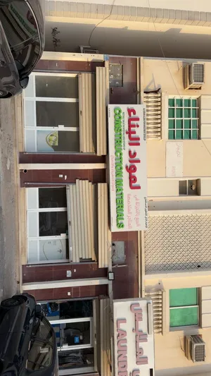 3 محلات للايجار الشهري في الموالح الموقع مناسب جدا