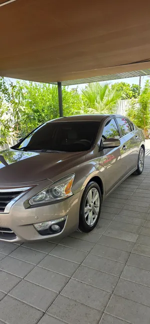Used Nissan Altima in Al Batinah