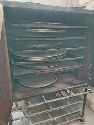 فرن مستعمل يناسب المناسبات الكبيره و شغل حلويات