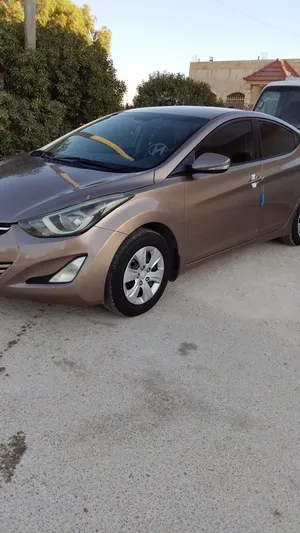 Used Hyundai Elantra in Mafraq