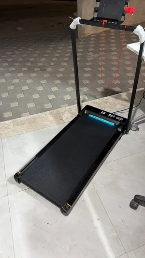 جهاز الجري الرياضي برو ماكس مزود باضاءة ليد