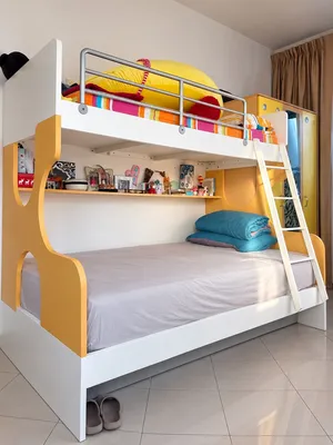 Complete set: 3-level bunk bed + wardrobe + desk. All together, excellent condition.