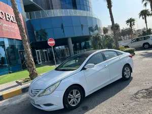 هيونداي سوناتا بحلة الوكاله استخدام سيده من الوكاله سوفس وكاله كامل المواصفات