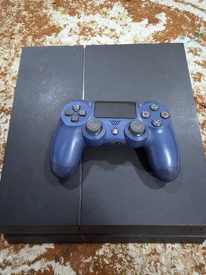 للبيع PS4 بحاله جيده جدا