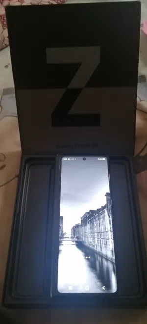 Samsung Galaxy Z Fold3 5G 512 GB in Mansoura