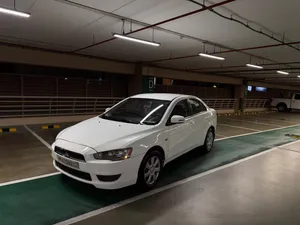 Mitsubishi lancer 2016