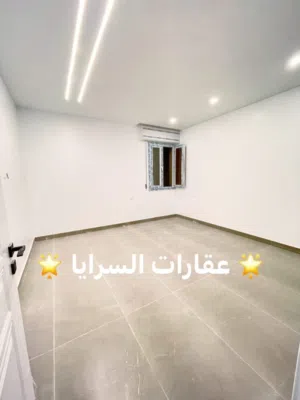 شقق تشطيب حديث للايجار في مكان ممتاز وقريب علي جميع الخدمات