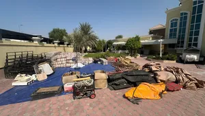 ملاحظة : البيع بالجمله كامله فقط للجادين مطلوب فيهم 22.000 درهم