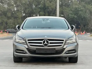 MODEL 2014 JAPAN CAR PERFECT CONDITION INSIDE AND OUTSIDE FULL OPTION