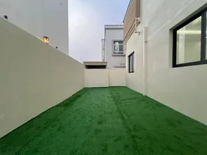 شقه غرفتين وصاله بمدينة الرياض جنوب الشامخة مدخل خاص بحوش خاص