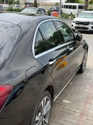 للبيع سيارة مرسيدس بنز موديل 2020