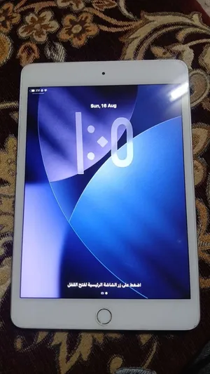 ايباد 5 مستعمل بحالة ممتازة 7.9 انش وذاكرة 64 جيجابايت