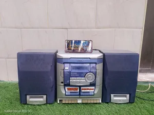 راديو am و fm شغال 100% Aux شغال 100% الكاست بحاجة جلد ال CD لم يجرب 3CD صوت صافي وعميق