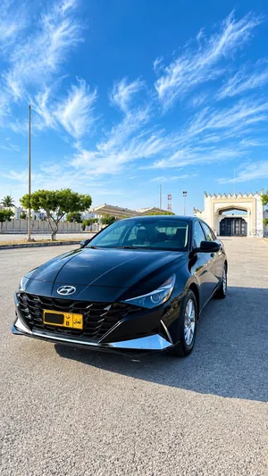 Hyundai Elentra 2021 Black