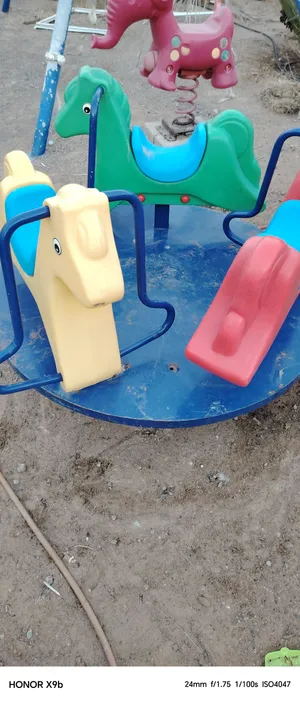 لعبة الاحصنة الدوارة