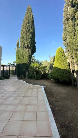 600 m2 More than 6 bedrooms Villa for Rent in Amman Dabouq
