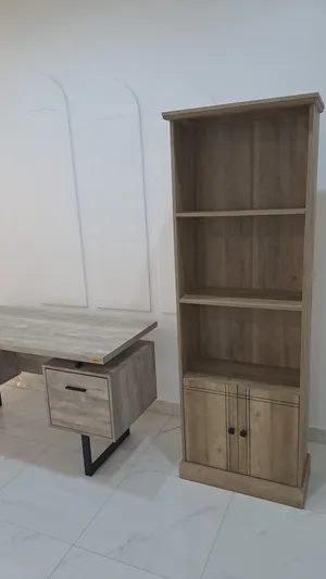 للبيع مكتبة مستعملة Used bookshelf for sale