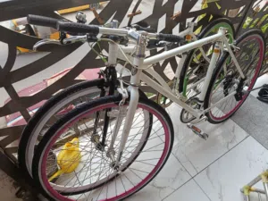 تخفيضات بايسكلات  C700 العدد 3 قطع حجم 26٫5 و27