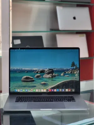 Apple 2019 i7 Processor 32gb Ram ddr4 500gb Ssd Touch bar Touch id 16inch Retina Display Charger bag
