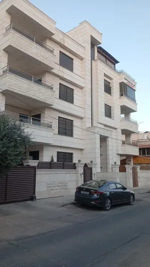 شقة فاخره مفروشة للايجار