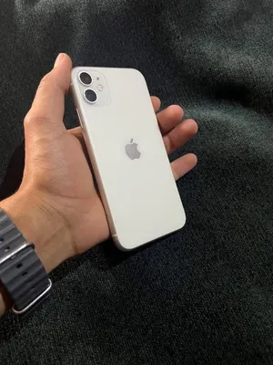 iPhone 11 أبيض للبيع ذاكرة 256 جيجابايت