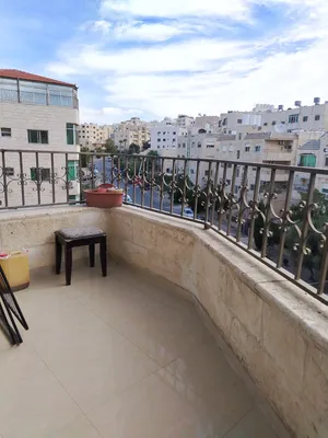 شقه طابق ثالث للبيع عمان عرجان الشرقي مقابل مستشفى الرويال