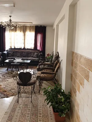 بيت للبيع إسكان ماركا الجديد التطوير الحضري ط3 مساحه 110 متر الاتصال الرقم داخل الاعلان.
