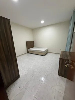 Room For Rent only Single Male & Female Excutive Bachelor Available