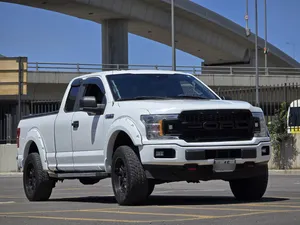 فورد بكب F150 2019 XL كبينة ونص F150 Ford ابيض كريستال شصي طويل دفع رباعي اقتصادي جدا
