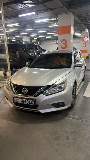 Used Nissan Altima in Mubarak Al-Kabeer
