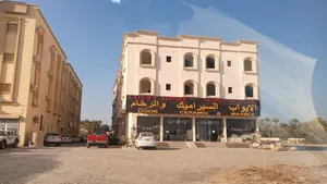 عقار  في صحار سكني تجاري للبيع بشكل عاجل مقابل مبنى الأحوال المدنية