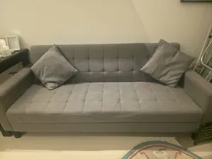أثاث منزلي مستعمل للبيع بحالة جيدة (كنبة سرير كرسي استرخاء)