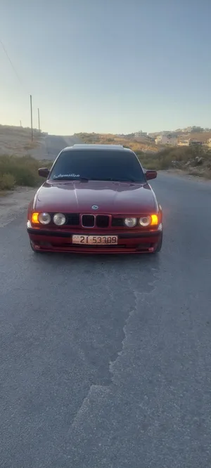 بي ام دبليو E34 520