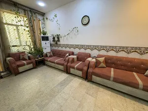 تخم عشر مقاعد