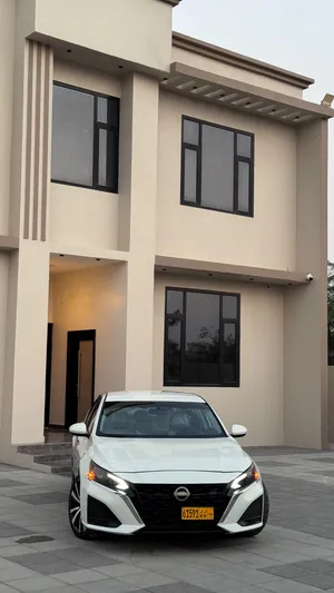 Used Nissan Altima in Al Batinah