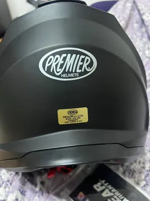 خوذه نوع Premier جديده لم تلبس