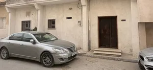 144 m2 2 Bedrooms Townhouse for Rent in Tripoli Ghut Shaal